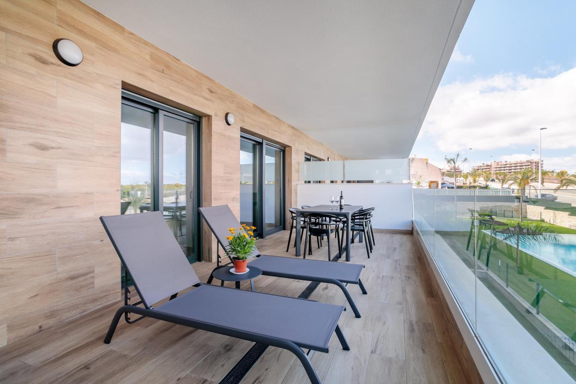 Arenales Terrace Refugee New Apartment With Pool And Gym Arenales del Sol Luaran gambar